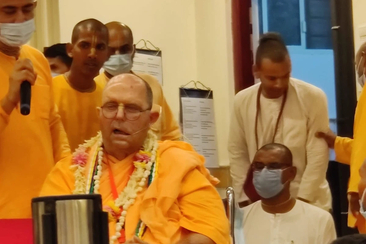 Zenith devotees with H.H. Jayapataka Swami Maharaj